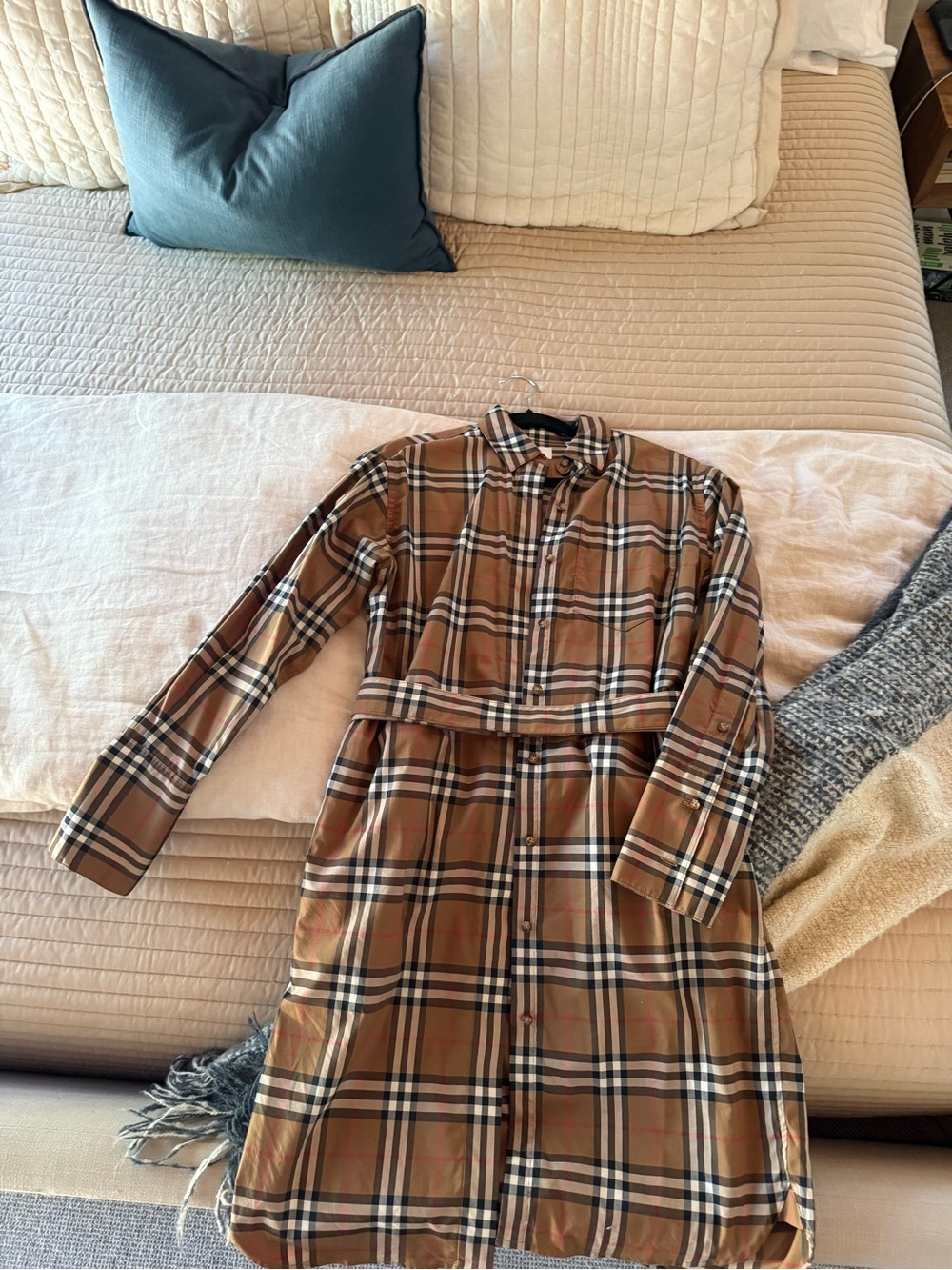 Burberry Classic Check Coat in Camel, Black and Red